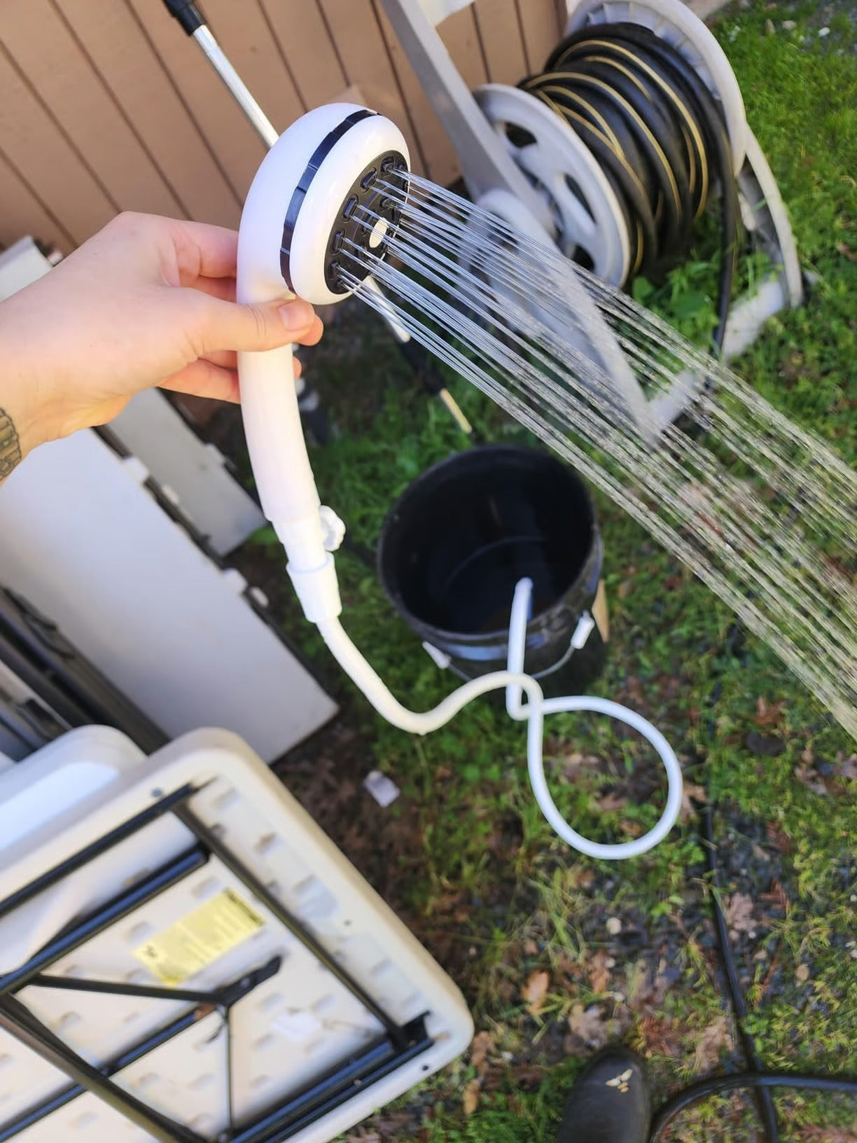 🚿 Stay Fresh Outdoors✨ Portable Camping Shower with Adjustable Flow – For Easy & Convenient Outdoor Cleaning!
